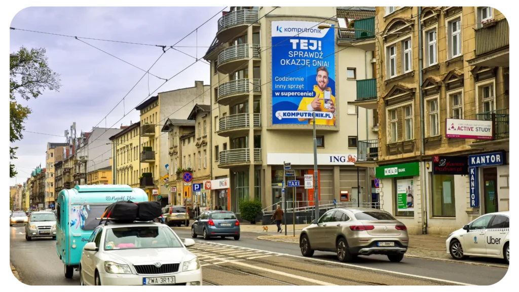 Reklama Komputronik na budynku w Poznaniu - GRUPA RW